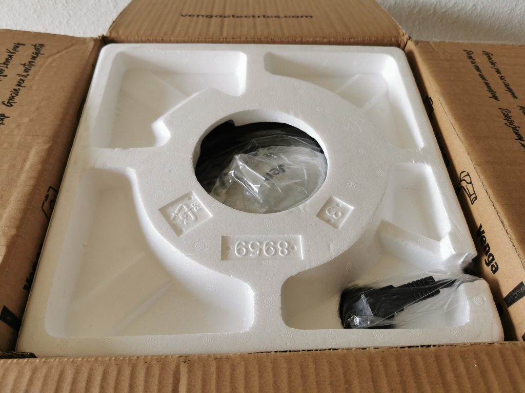 Venga Heißluftfritteuse ausgepackt