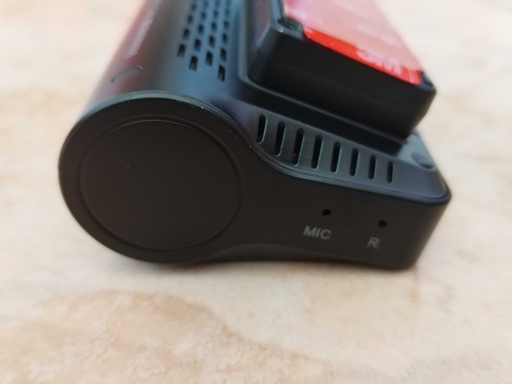 Viofo A139 Pro Dashcam von der linken Seite