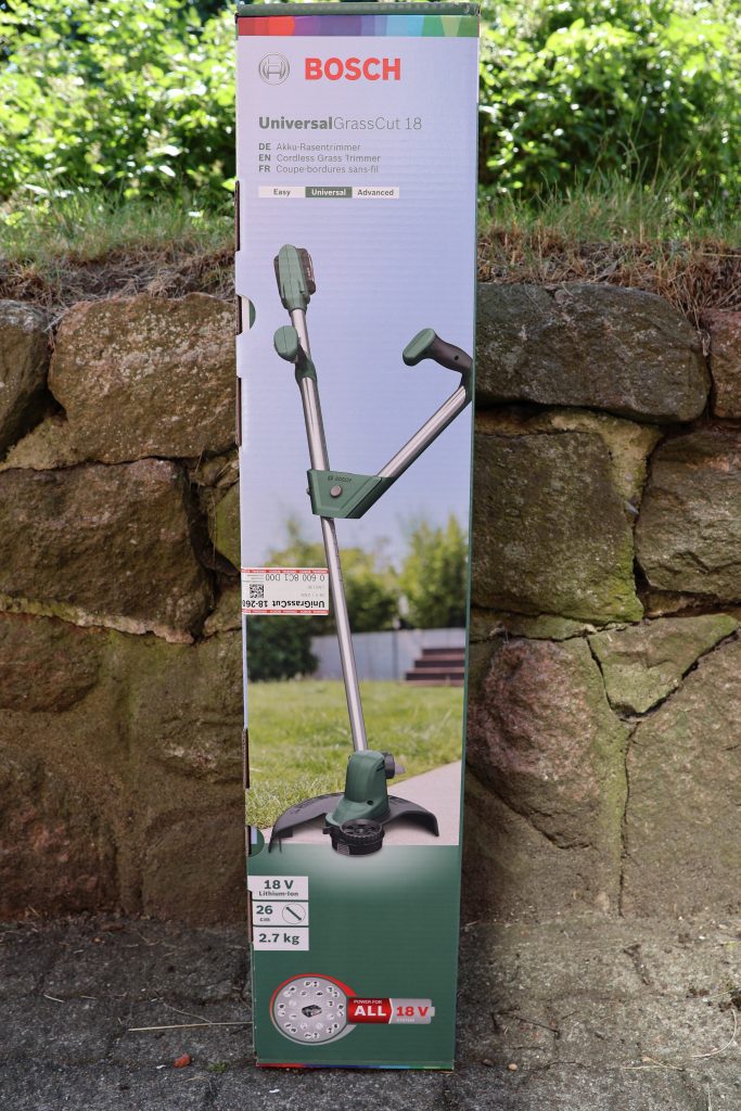Bosch UniversalGrassCut 18-260 Akku-Rasentrimmer Karton 2