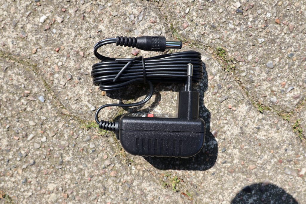 Güde RT 18-201-05 Akku-Rasentrimmer Ladegerät