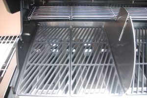 Outdoorchef Dualchef 425 G BZ Gasgrill Grillfläche links