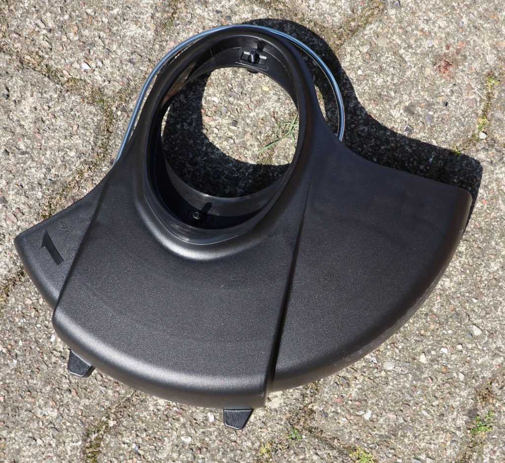 Makita DUR181RF Akku-Rasentrimmer Schutzhaube