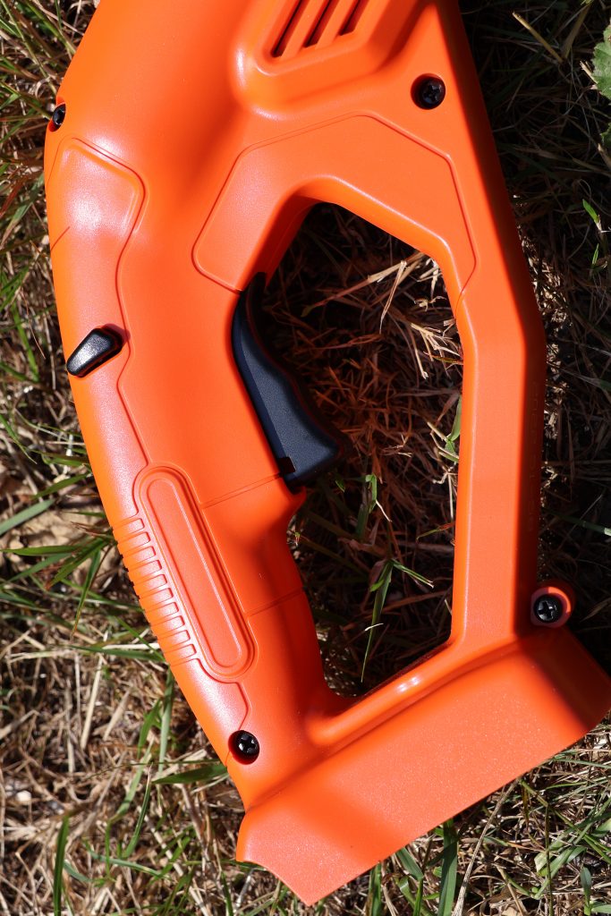 Black+Decker ST182320 Akku-Rasentrimmer Griff
