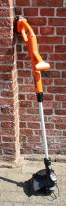 Black+Decker ST182320 Akku-Rasentrimmer in Gänz