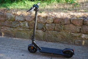 VMAX VX5 ST Elektro-Scooter aufgeklappt gut