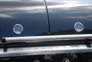 Outdoorchef Dualchef 425 G BZ Gasgrill beide Thermometer