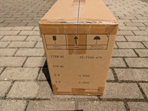 AGT Professional ZX 7340 675 Hochdruckreiniger Verpackung von links