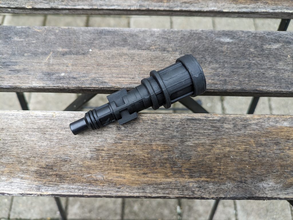 Adapter des Eziclean® Hydroforce 165 Hochdruckreinigers