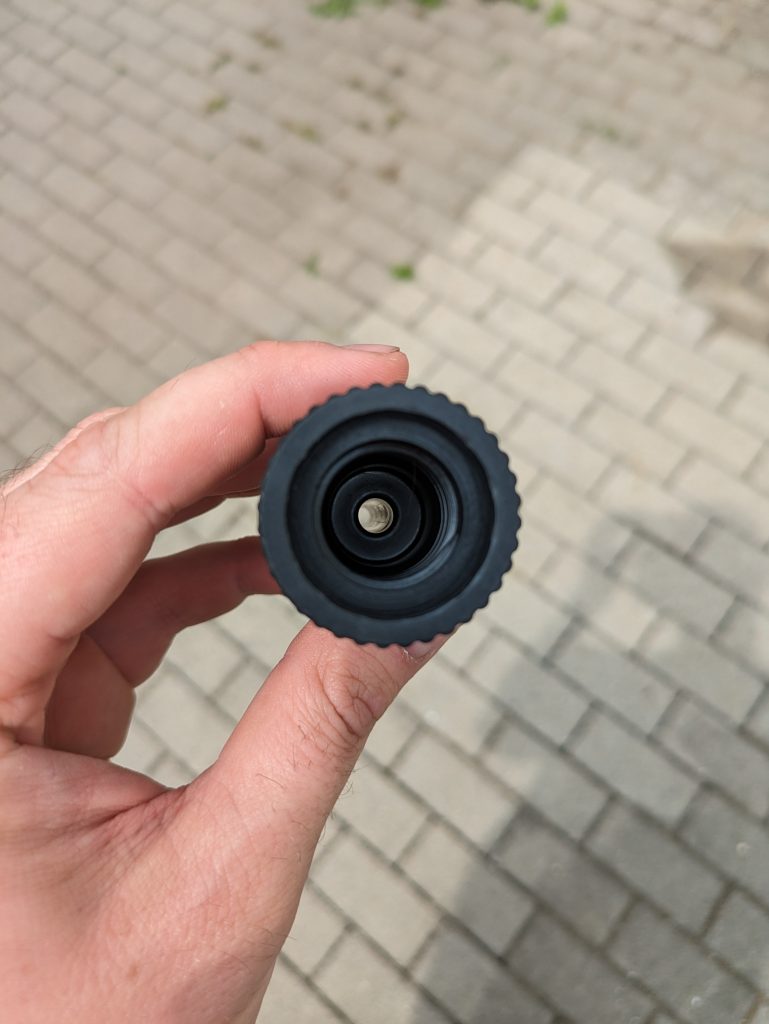 Anschluss für die Bürste des Black + Decker BXPW 1600PE Hochdruckreinigers Nahansicht