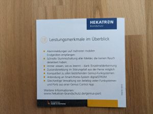 Beipackzettel des Hekatron Genius Plus X Rauchmelders von hinten