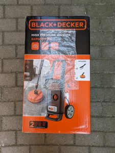 Black + Decker BXPW 1600PE Hochdruckreiniger Verpackung von hinten