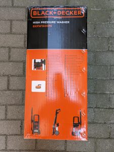 Black + Decker BXPW 1600PE Hochdruckreiniger Verpackung von links