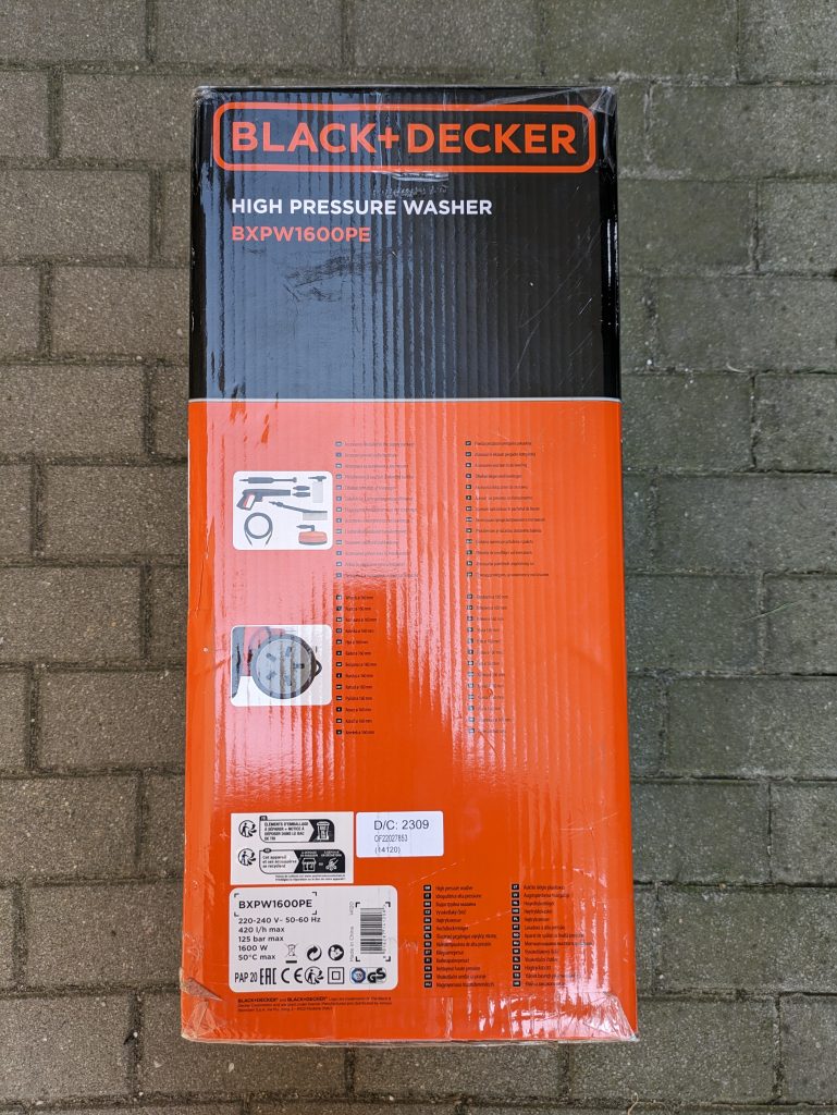 Black + Decker BXPW 1600PE Hochdruckreiniger Verpackung von rechts