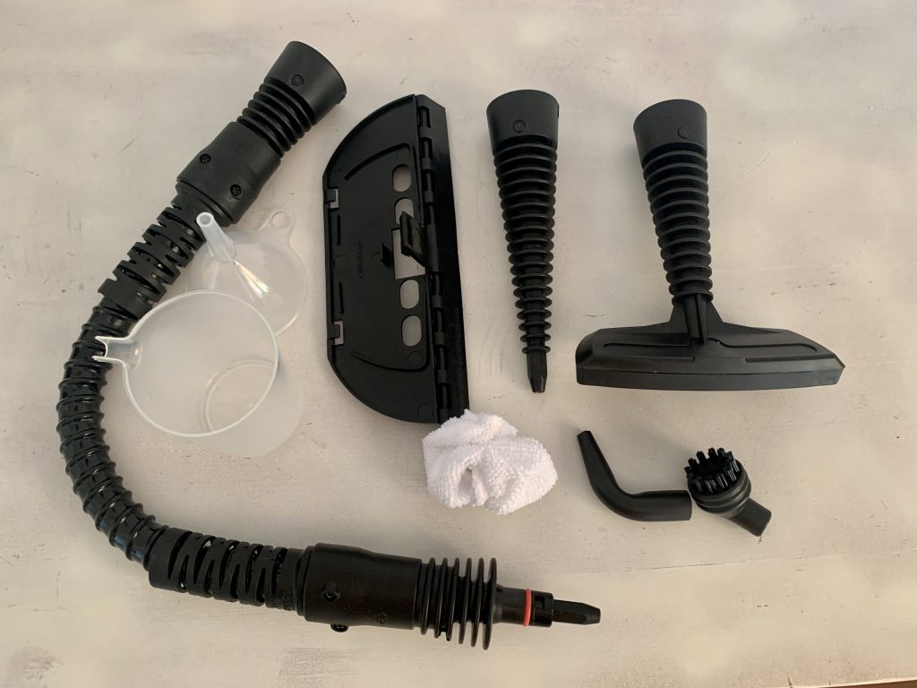 Clatronic DR 3653 Handdampfreiniger Zubehör