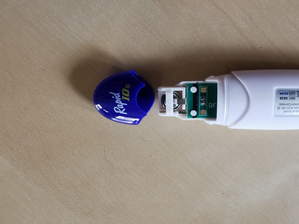 Domotherm rapid Fieberthermometer Batteriefach