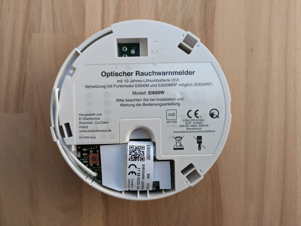 Ei Electronics Ei650 RF Rauchmelder von hinten