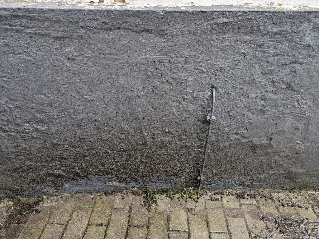 Eziclean® Hydroforce 165 Hochdruckreiniger Fassade vor der Reinigung