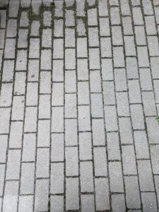 Eziclean® Hydroforce 165 Hochdruckreiniger Terrassenreiniger vor der Reinigung