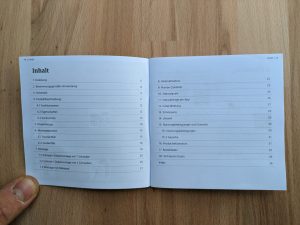 Geöffnetes Inhaltsverzeichnis des Hekatron Genius Plus X Rauchmelders