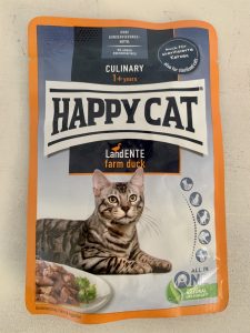 Happy Cat Culinary Meat in Sauce Land Ente Katzenfutter Beutel von vorne