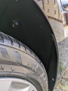 Hinterer Radkasten gereinigt mit dem Scheppach HCE 1650 Hochdruckreiniger