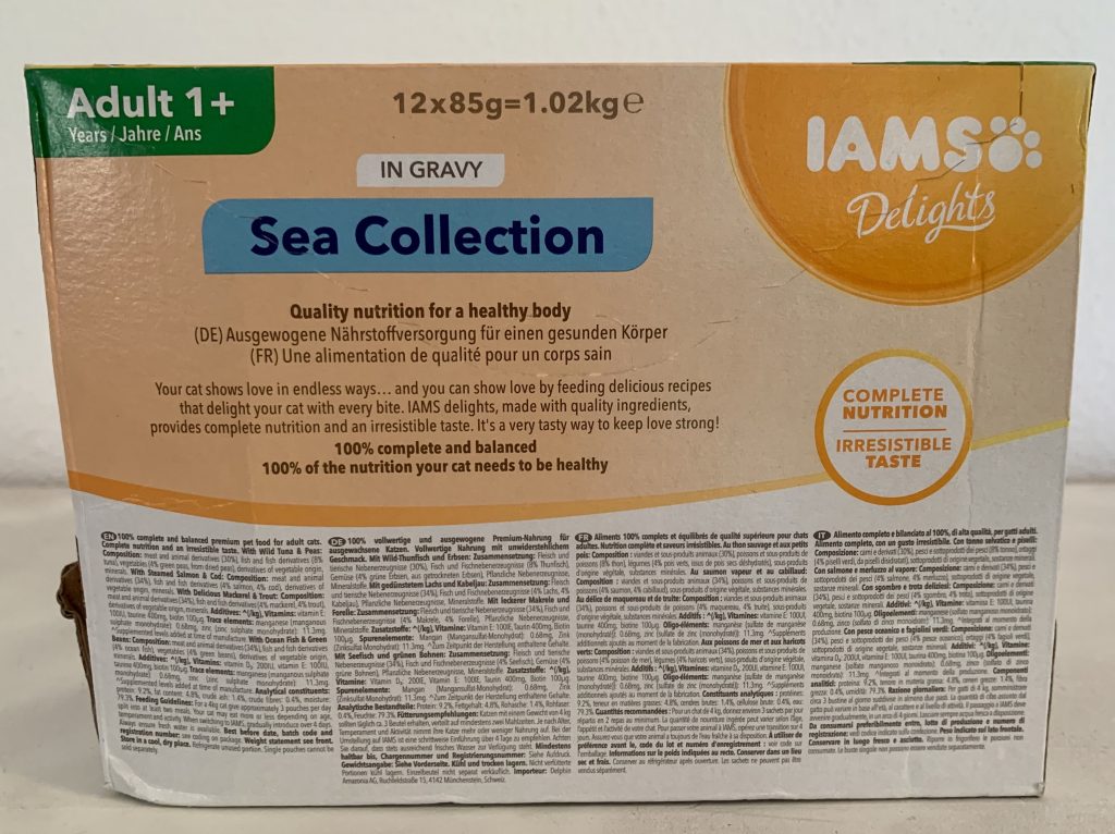 IAMS Delights Sea Collection Katzenfutter Karton von hinten mit Inhaltsstoffen