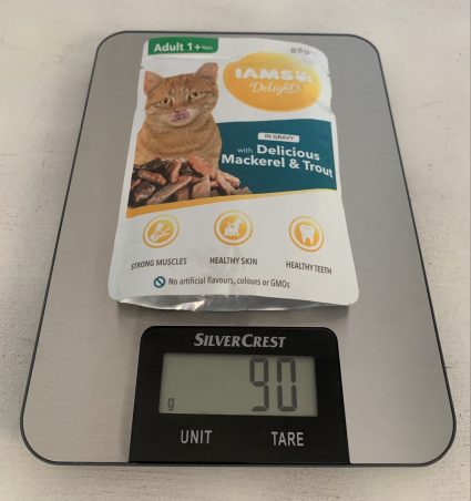 IAMS Delights Sea Collection Katzenfutter Makrele Gewicht Beutel mit Inhalt