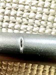 Leichte Spuren nach dem Bolzenschneider-Test sichtbar