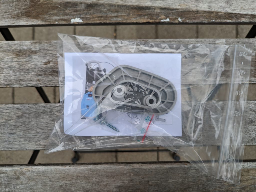 Kabelhalterung und Schrauben des Kränzle K 1050 TS Hochdruckreinigers
