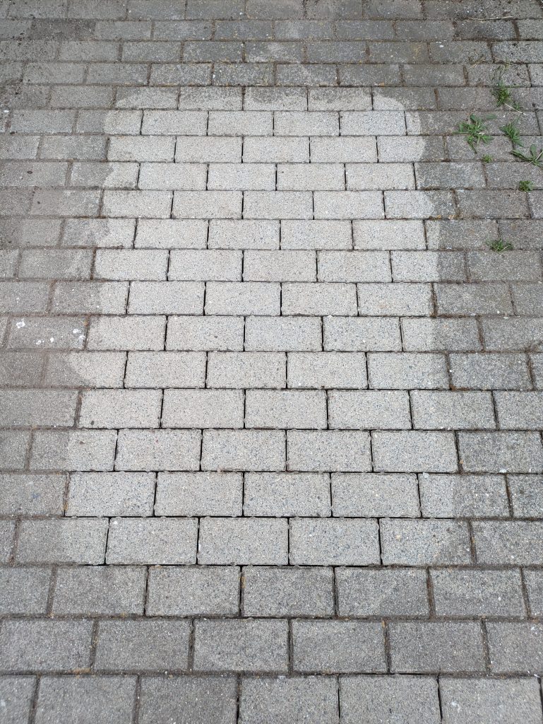 Kränzle K 1050 TS Hochdruckreiniger Gehweg nach der Reinigung