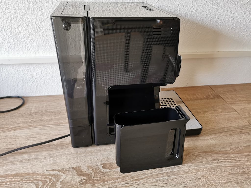 Krups Intuition Experience Plus Kaffeevollautomat Ansicht seitlich mit Behälter