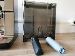 Krups Intuition Experience Plus Kaffeevollautomat Wasserbehälter und Filter