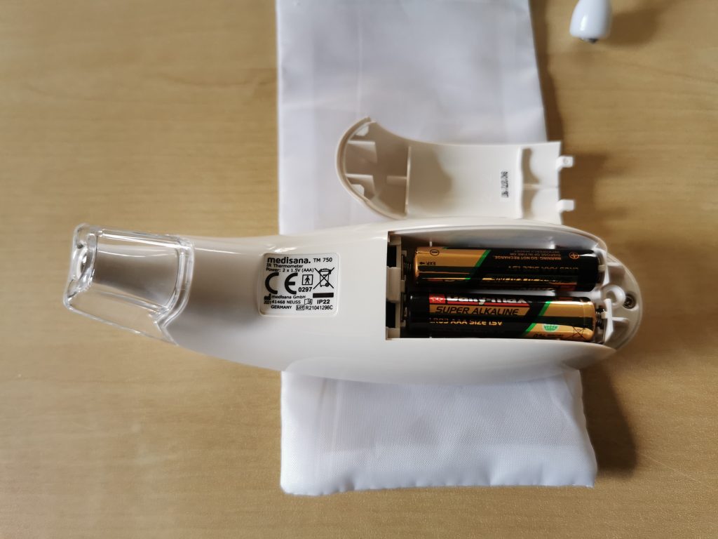 Medisana TM750 Fieberthermometer Batterien eingelegt