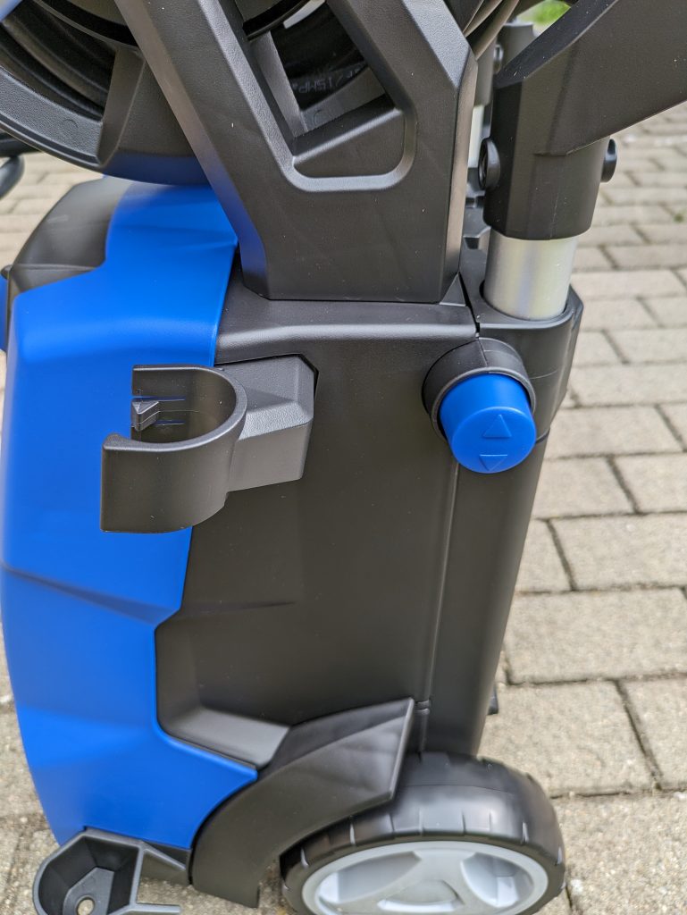 Nilfisk E 145.4-9 X-TRA PAD Hochdruckreiniger von links nahansicht