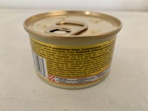 PURINA GOURMET Gold Zarte Häppchen in Sauce mit Lachs und Huhn Katzenfutter Dose von hinten
