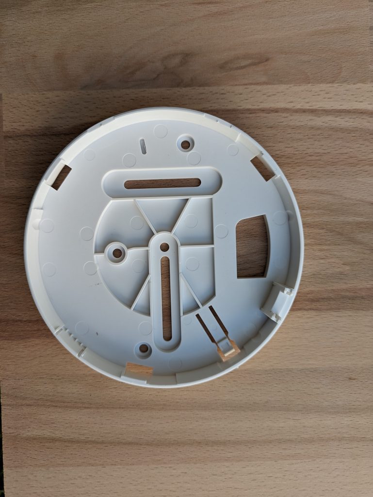 Halterung des Ei Electronics Ei650 RF Rauchmelders