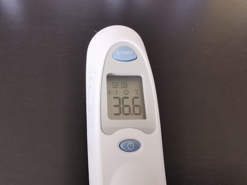 Sanitas SFT53 Fieberthermometer Messung 4
