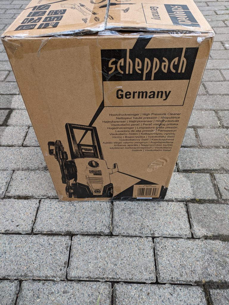 Scheppach HCE 1650 Hochdruckreiniger Verpackung von links