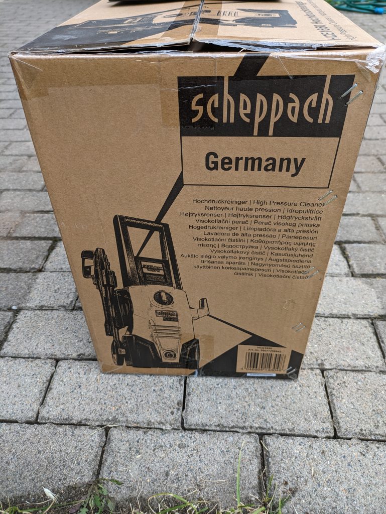 Scheppach HCE 1650 Hochdruckreiniger Verpackung von rechts