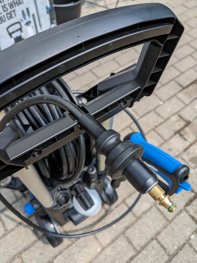 Schlauchalterung des Nilfisk E 145.4-9 X-TRA PAD Hochdruckreinigers