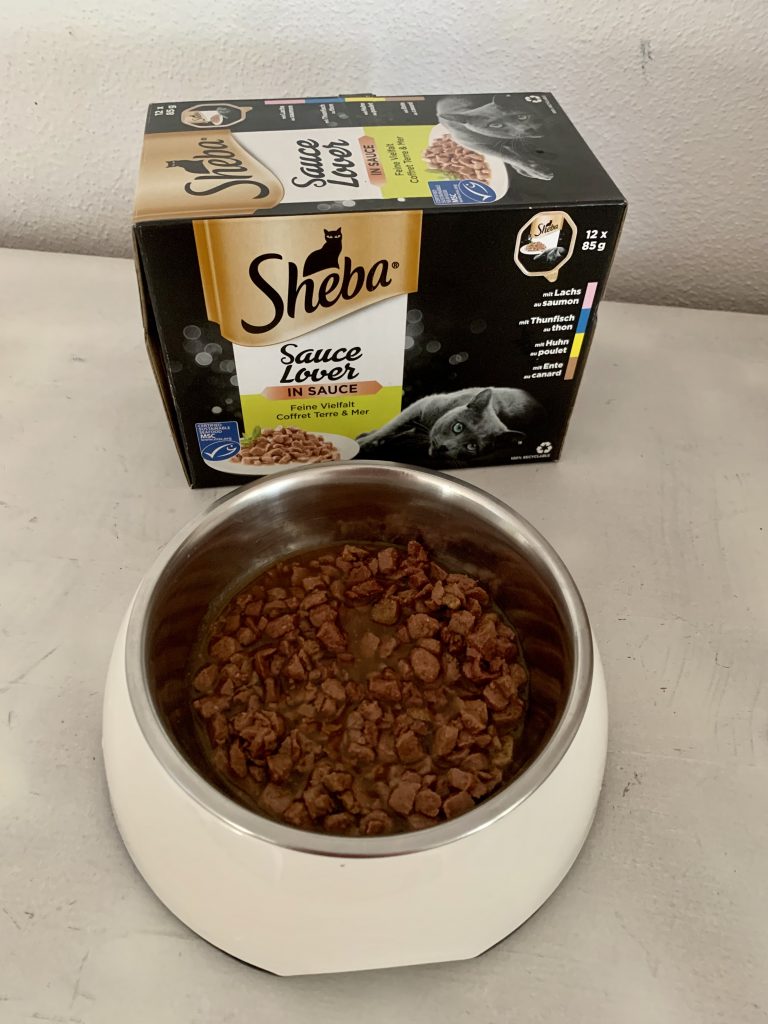 Sheba Sauce Lover Katzenfutter in Futternapf