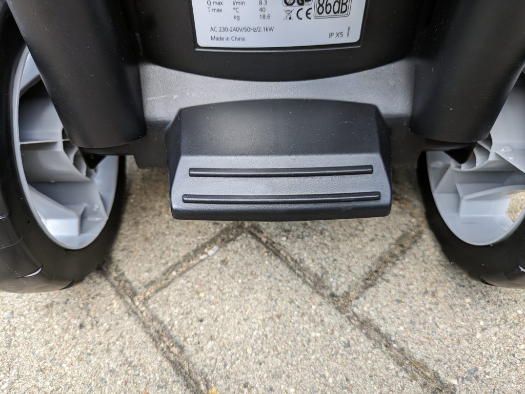 Tritt des Nilfisk E 145.4-9 X-TRA PAD Hochdruckreinigers