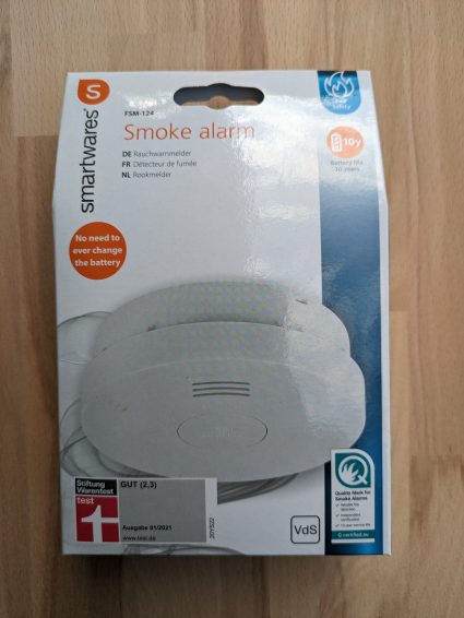 Verpackung des Smartware FSM 124 Rauchmelders von vorne