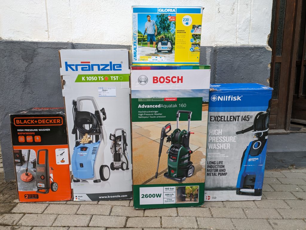 Verschiedene Hochdruckreiniger-Verpackungen