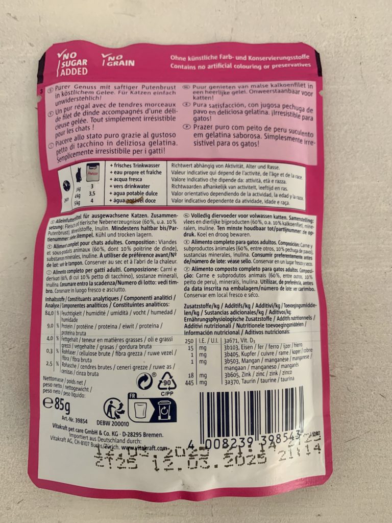 Vitakraft Poésie Délice Meat Selection mit Pute Katzenfutter Verpackung mit Inhalt von hinten