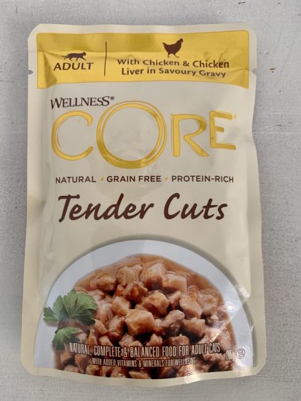 Wellness CORE Tender Cuts Chicken Selection Multipack Katzenfutter Huhn und Hühnerleber Beutel von vorne