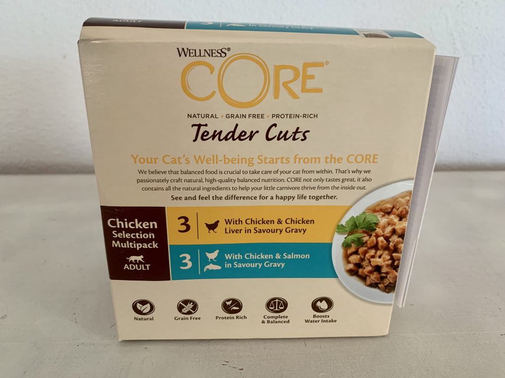 Wellness CORE Tender Cuts Chicken Selection Multipack Katzenfutter Verpackung von vorne
