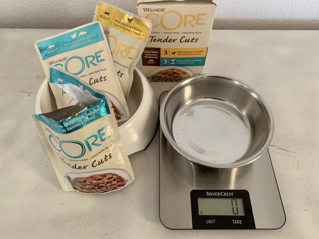 Wellness CORE Tender Cuts Chicken Selection Multipack Katzenfutter geöffneter Beutel