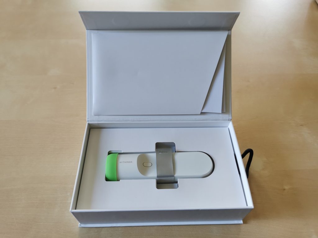 Withings Thermo Fieberthermometer geöffnet