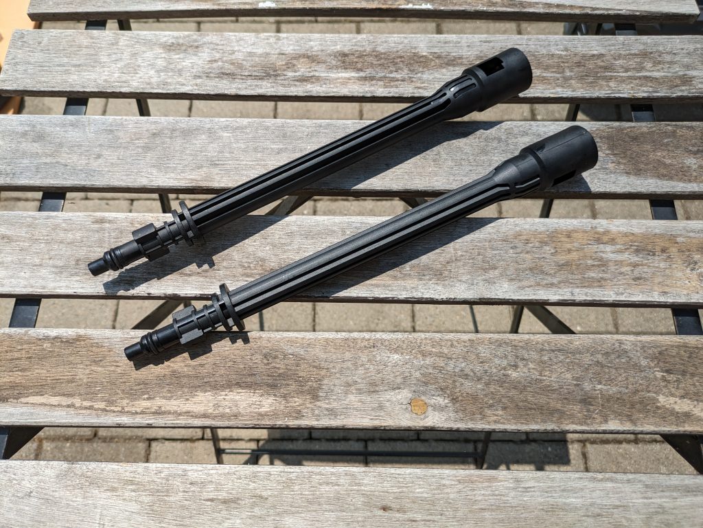 Zwei Lanzen des AGT Professional ZX 7340 675 Hochdruckreinigers einzeln